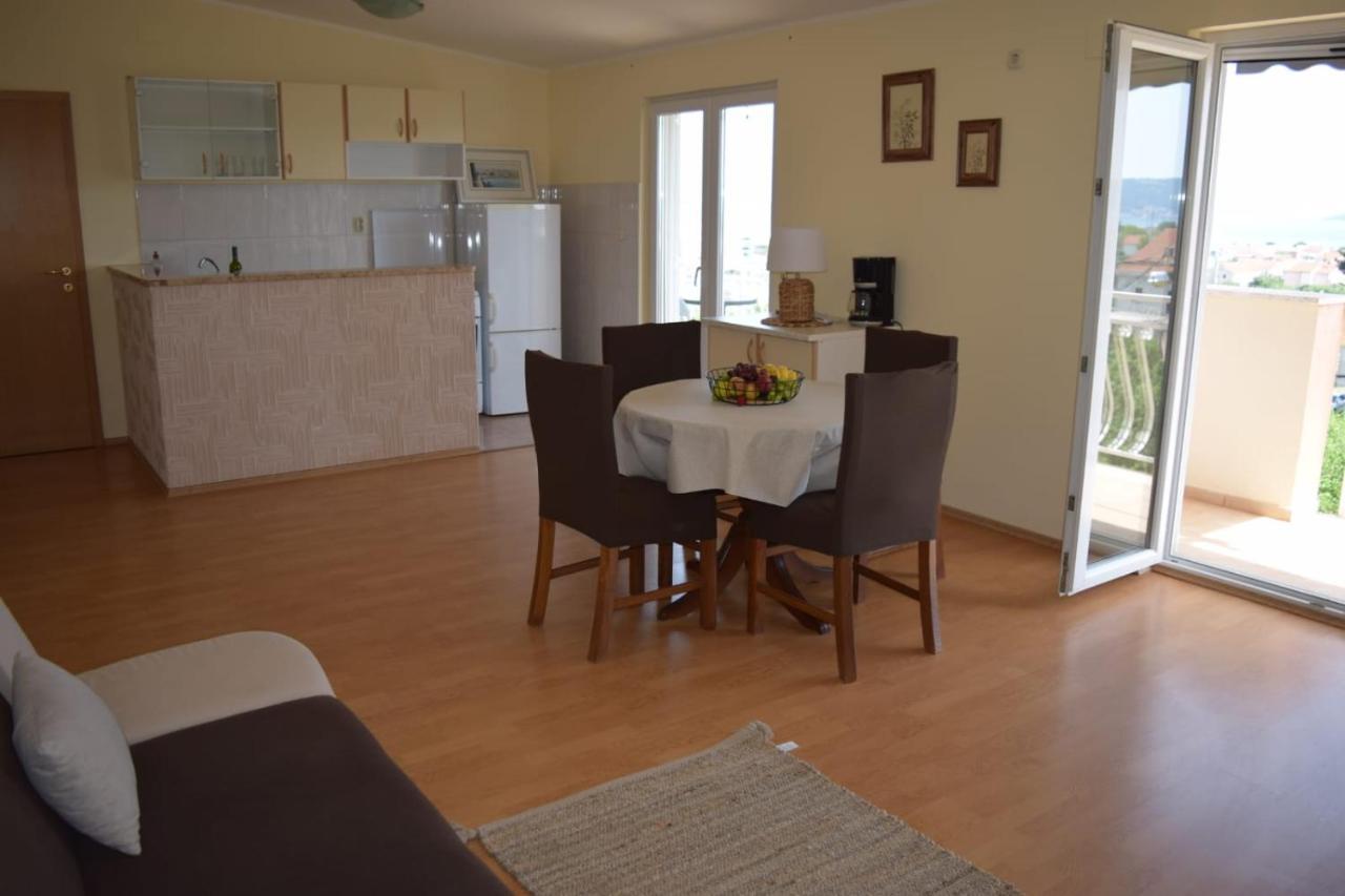 Apartments Marta Kaštel Novi Dış mekan fotoğraf