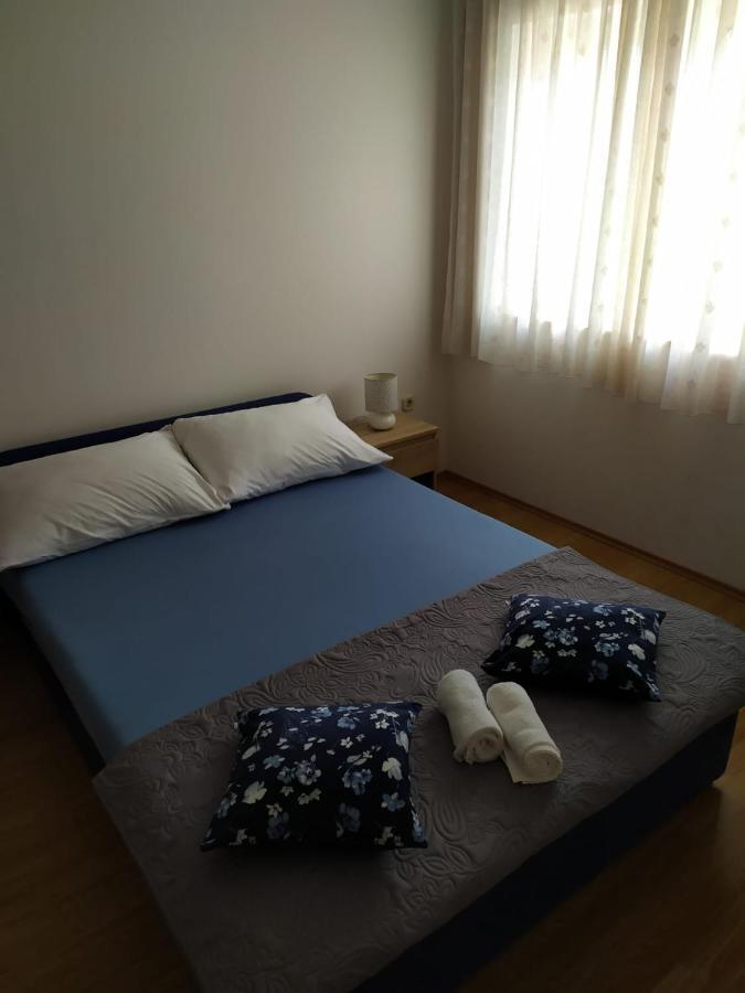 Apartments Marta Kaštel Novi Dış mekan fotoğraf