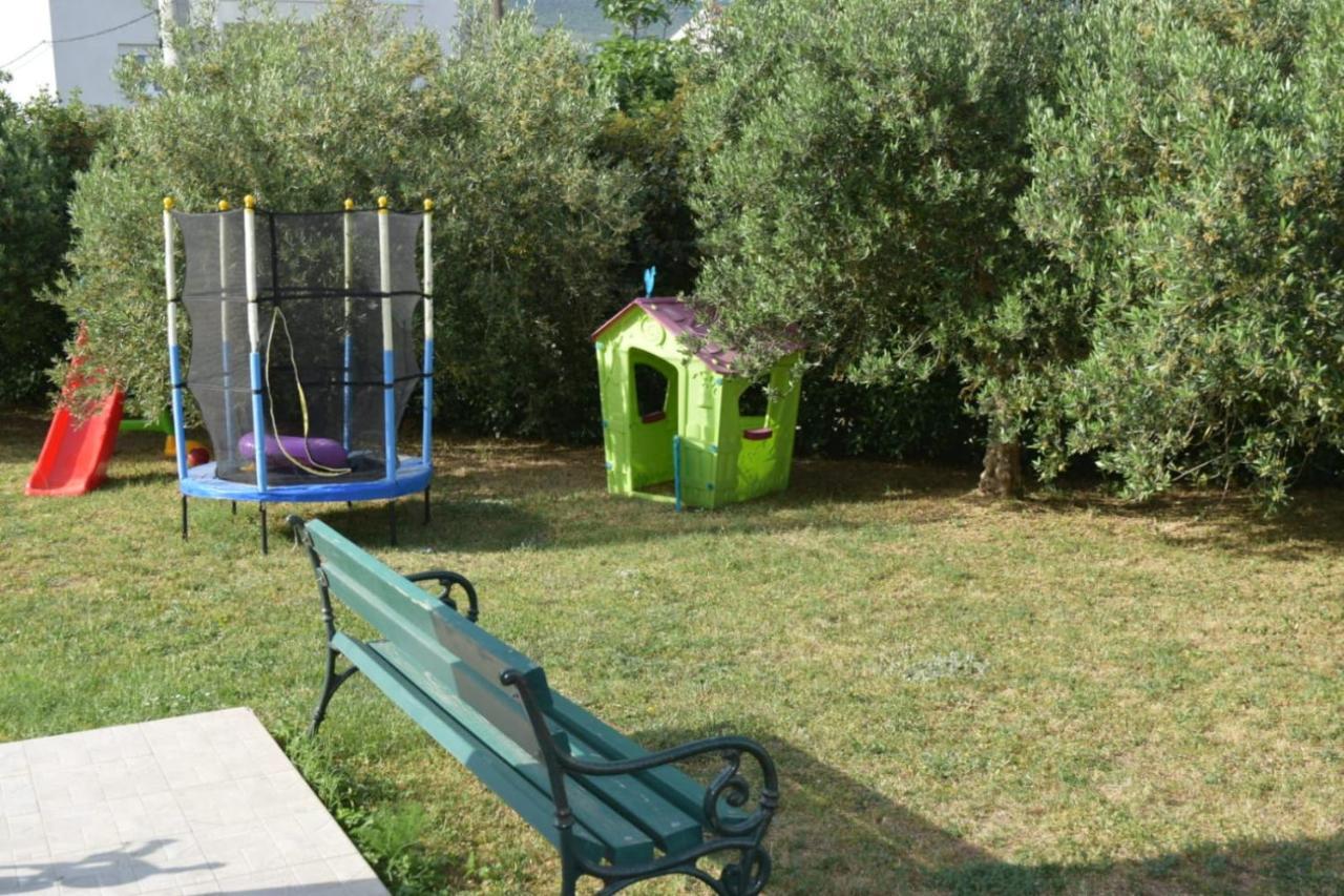 Apartments Marta Kaštel Novi Dış mekan fotoğraf