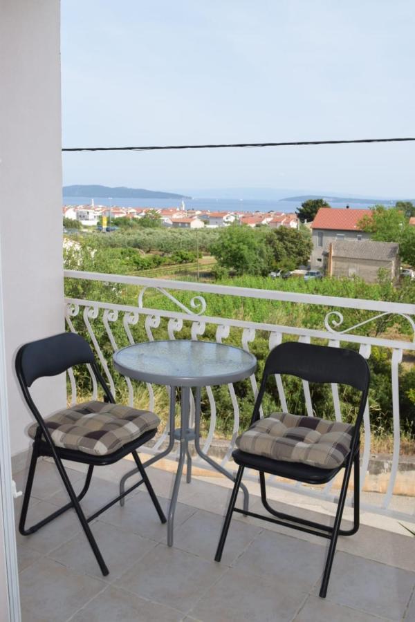 Apartments Marta Kaštel Novi Dış mekan fotoğraf