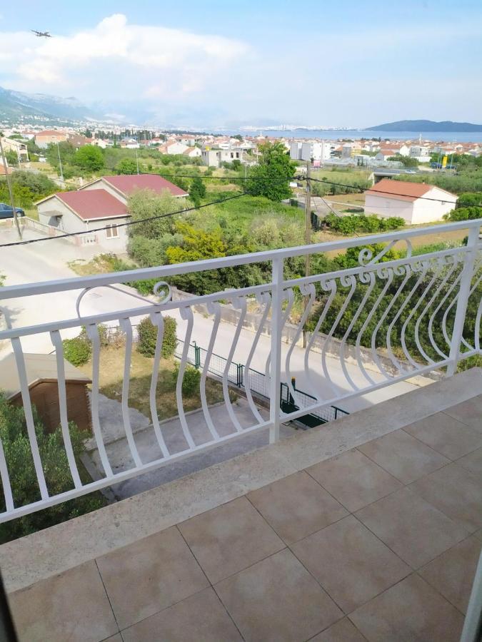 Apartments Marta Kaštel Novi Dış mekan fotoğraf